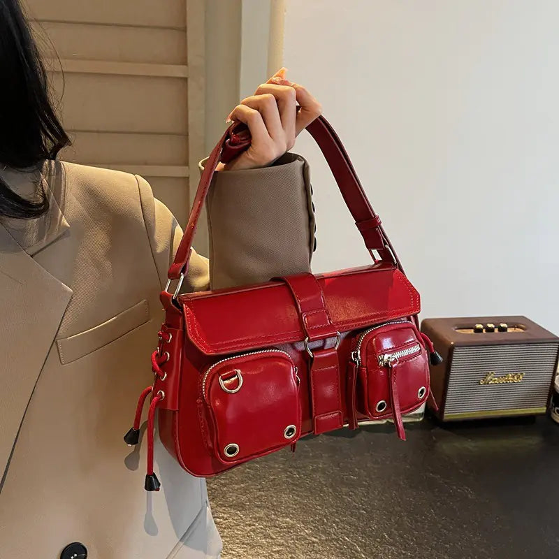 Chic Textured City Shoulder Bag