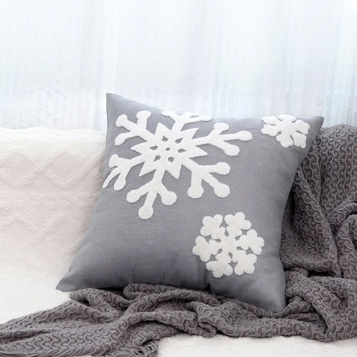 Festive Reindeer Christmas Pillow Cover 45x45 cm