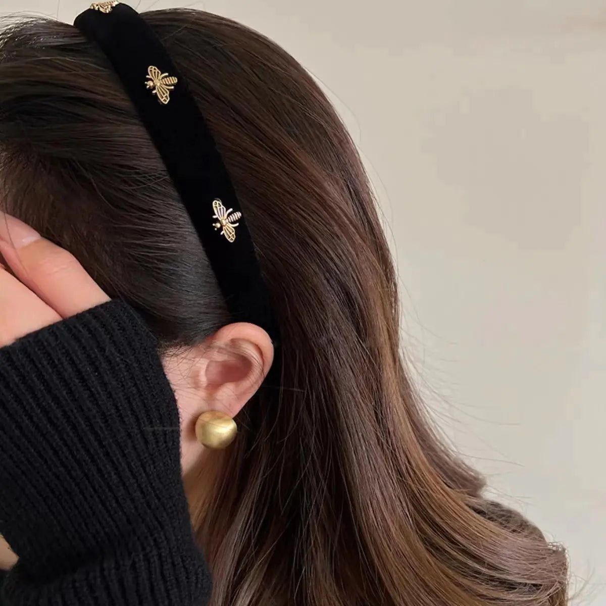 Velvet Bee Chic Face Wash Headband for Women