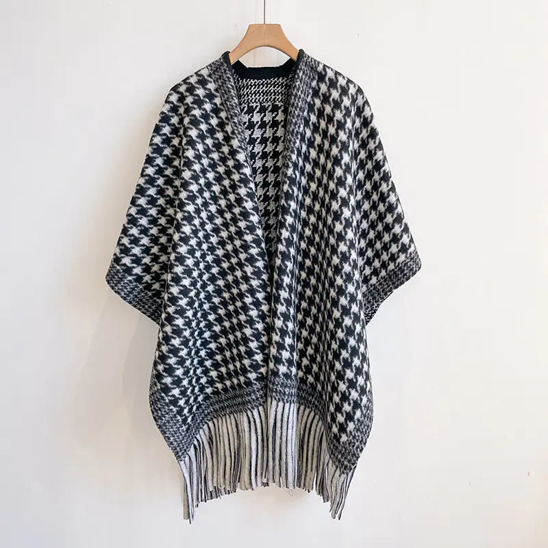 UK Plaid Chic Shawl Cape for Women