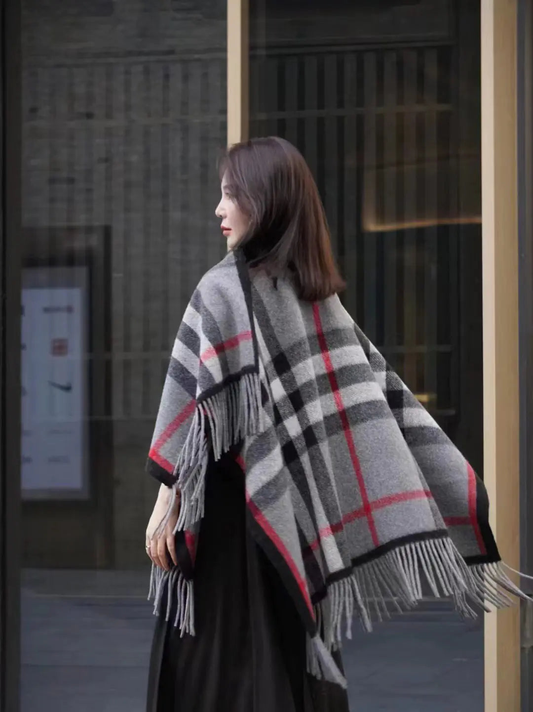 UK Plaid Chic Shawl Cape for Women