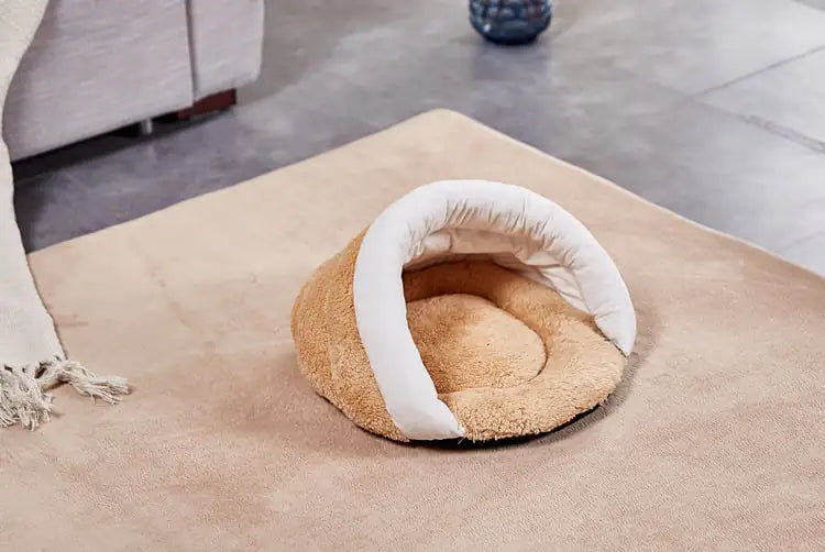 Washable Winter Triangle Cat Sleeping Bag Kennel