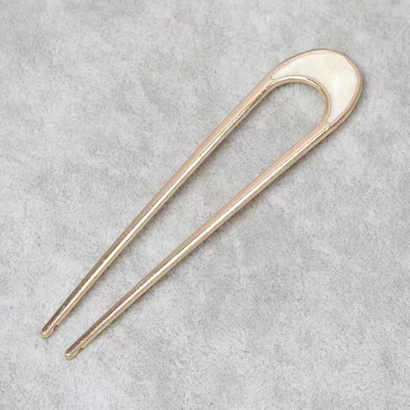 Elegant Shell-Inspired Hair Fork