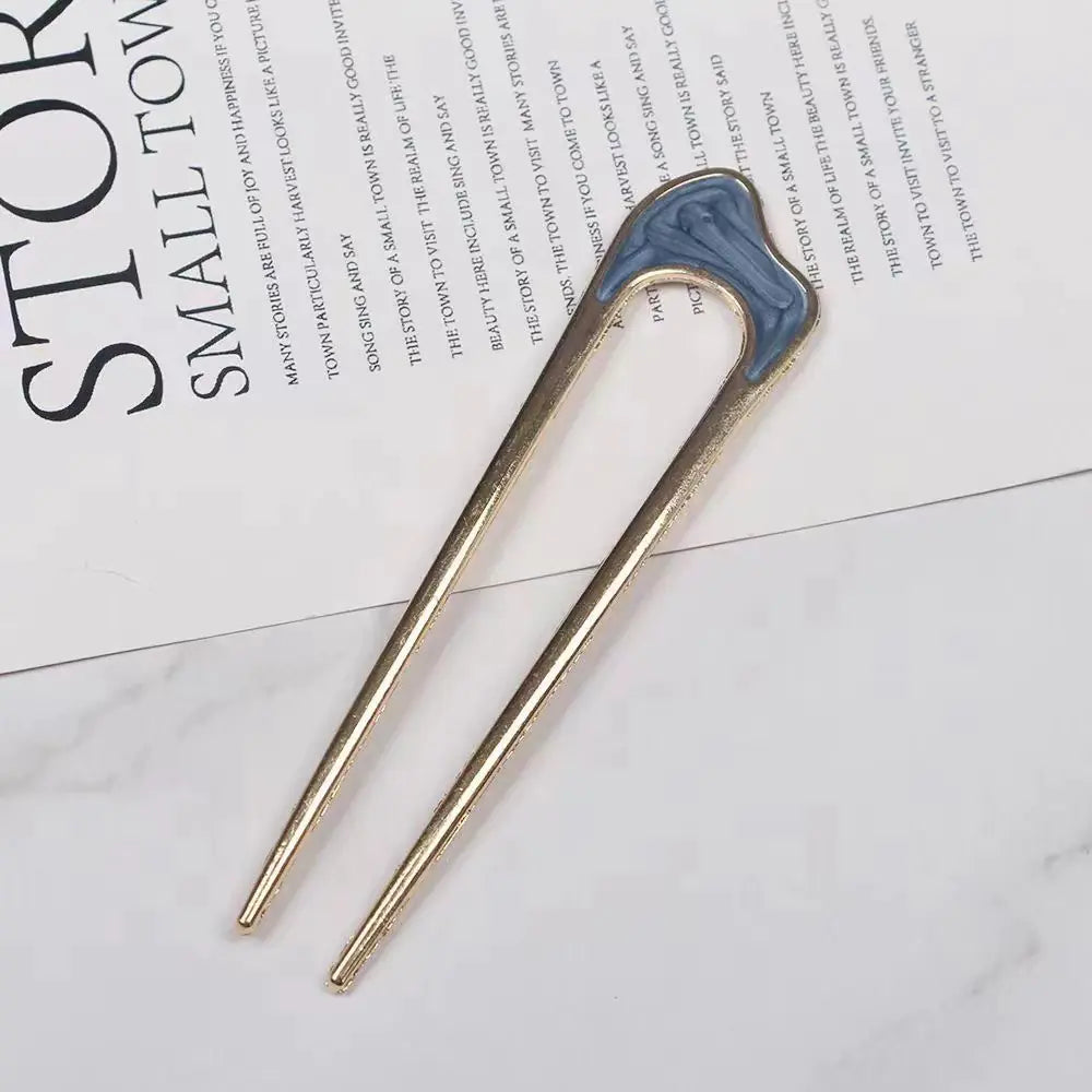 Elegant Shell-Inspired Hair Fork