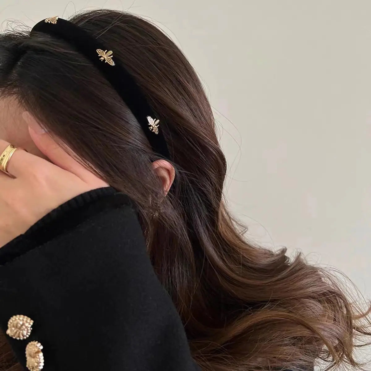 Velvet Bee Chic Face Wash Headband for Women