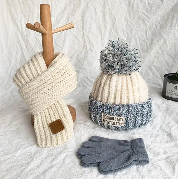 Winter Princess Hat & Scarf Combo for Girls