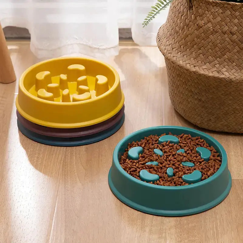 Petal-Shaped Slow Feed Dog Puzzle Bowl - Anti-Slip