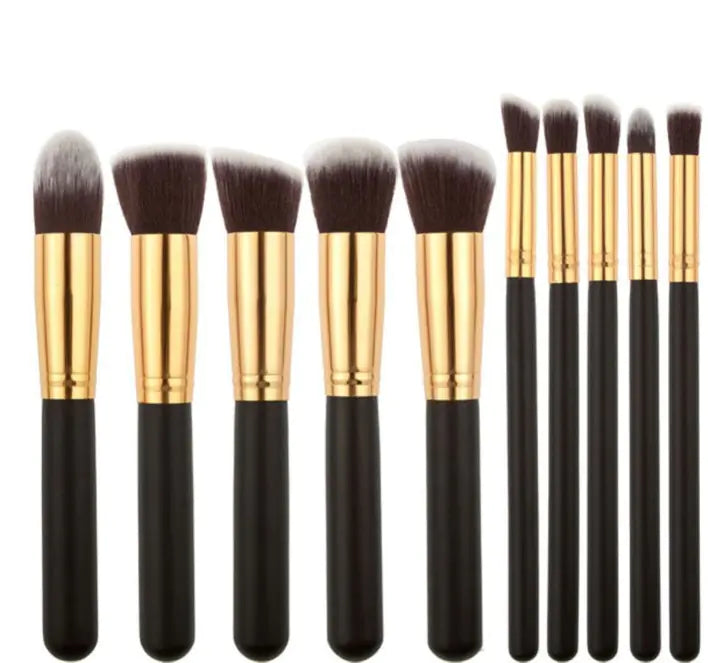 Essential Makeup Brush Ensemble