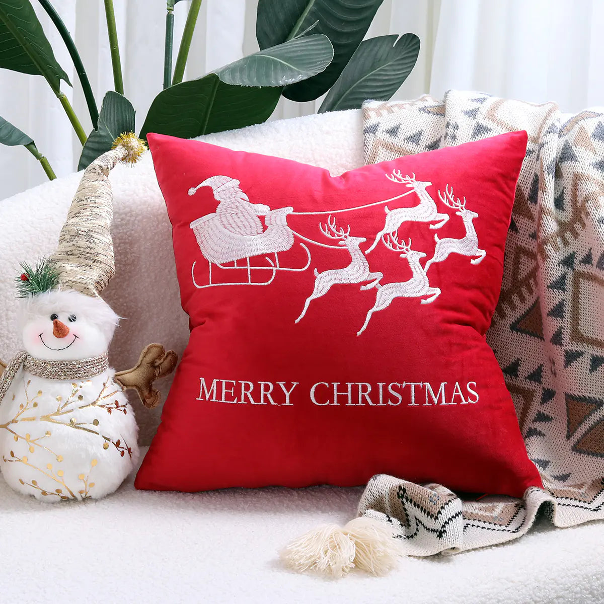 Festive Reindeer Christmas Pillow Cover 45x45 cm